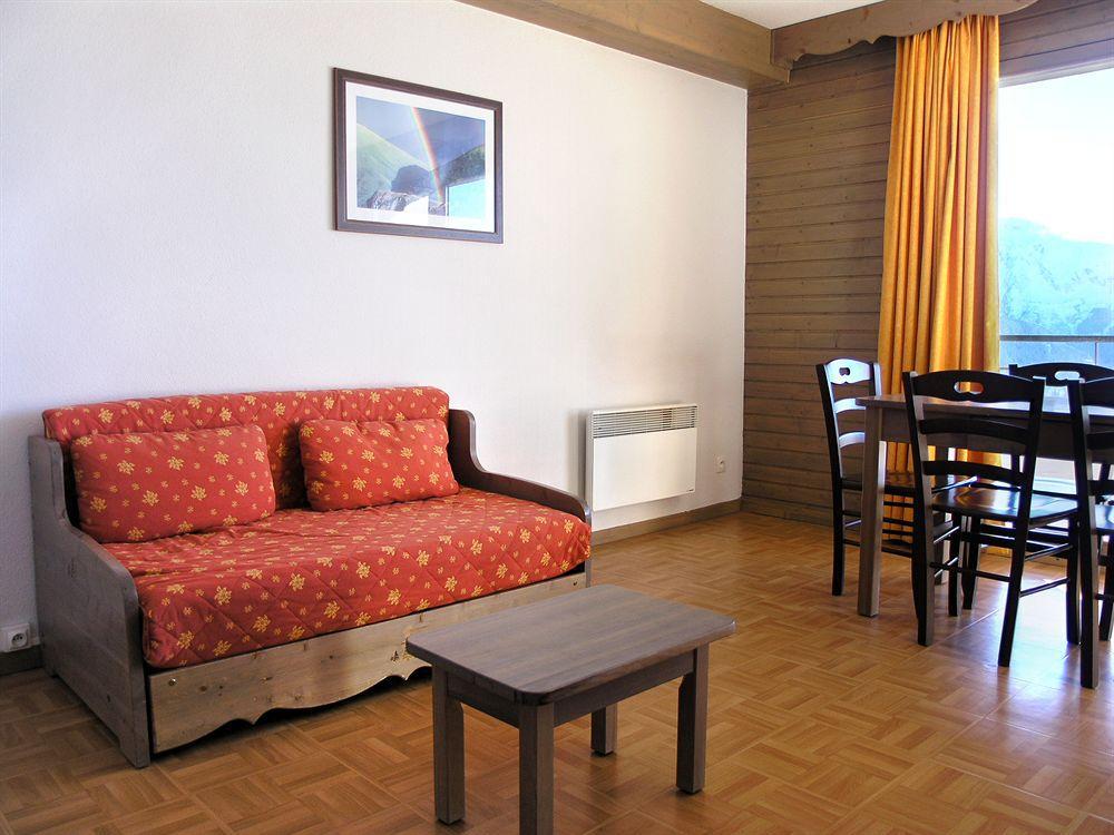 Aparthotel Noemys Ecrin des Neiges Chamrousse Exterior foto