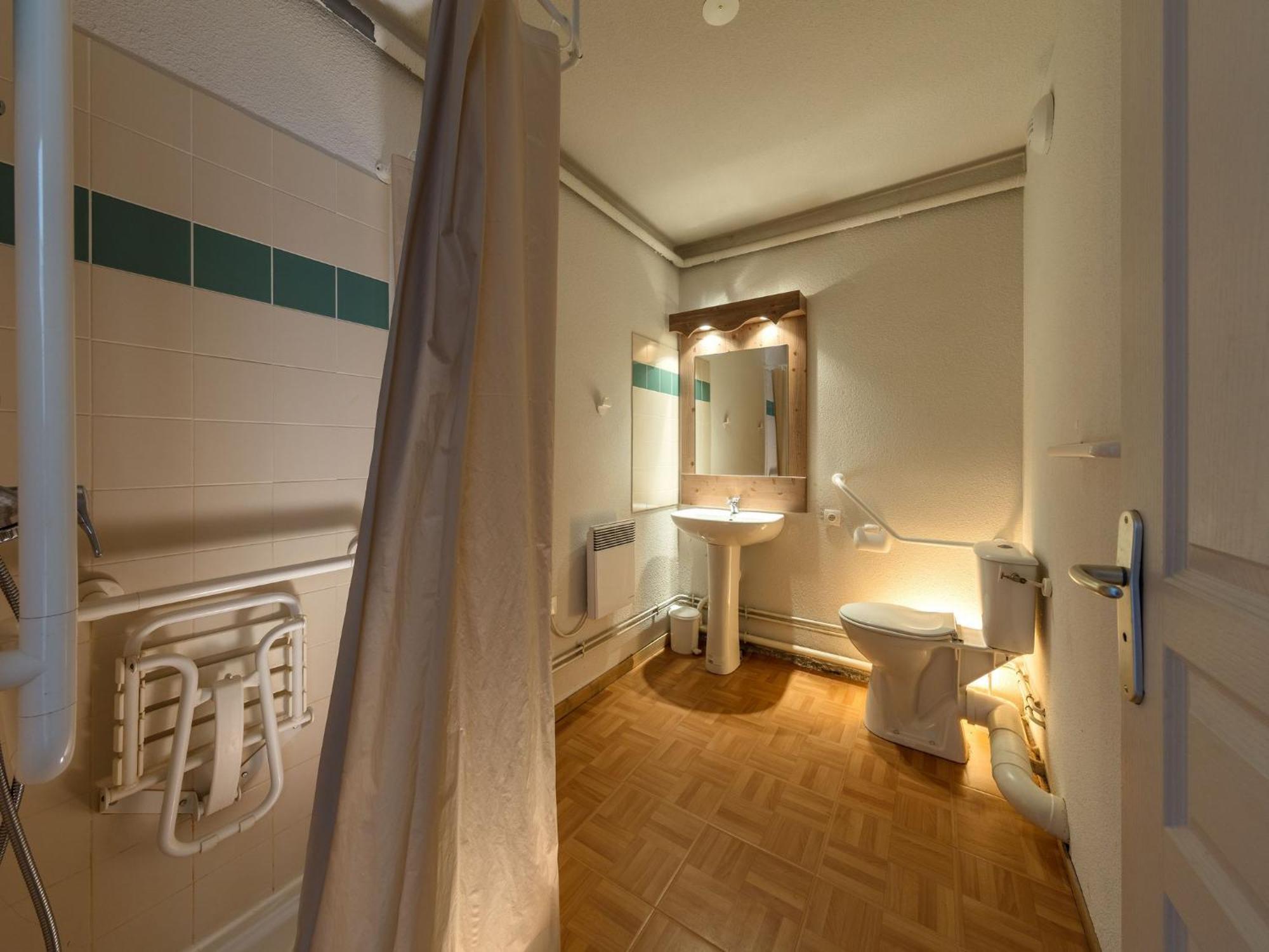 Aparthotel Noemys Ecrin des Neiges Chamrousse Zimmer foto
